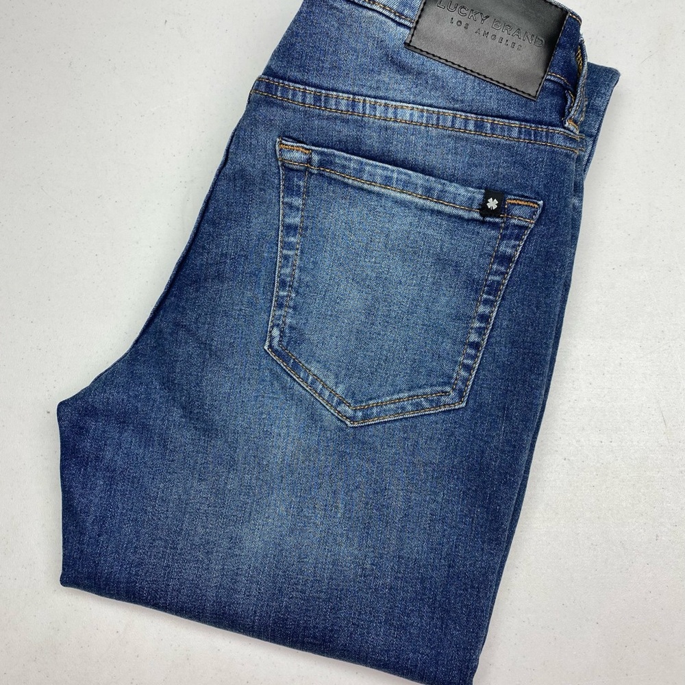 Lucky Brand BLU Stretchy Straight Mid-Rise, 6/28L Spring Sale